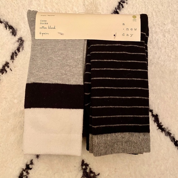 NWT! A New Day 6 Pairs Crew Socks Sz 4-10